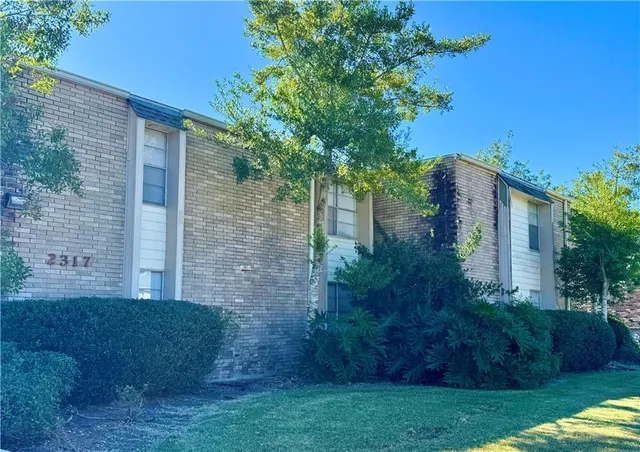 $950 | 2317 West Metairie Avenue, Unit 9, Kenner, LA 70062