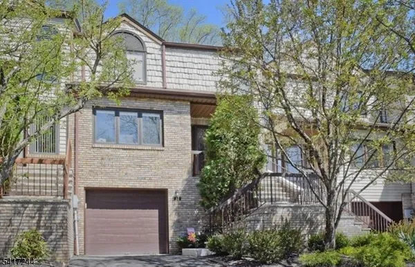 $3,700 | 32 Averell Drive, Morris Plains, NJ 07950