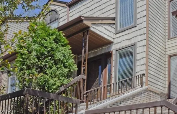 $3,700 | 32 Averell Drive, Morris Plains, NJ 07950