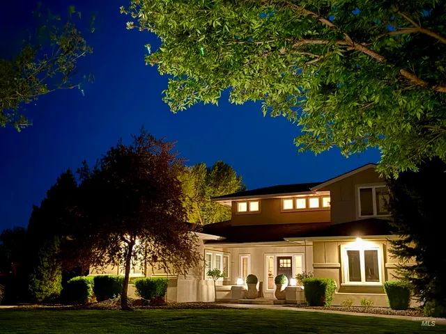 $1,899,000 | 3811 West Miners Farm Court, Garden City, ID 83714