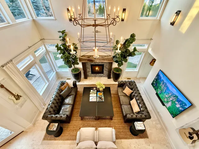 $1,899,000 | 3811 West Miners Farm Court, Garden City, ID 83714