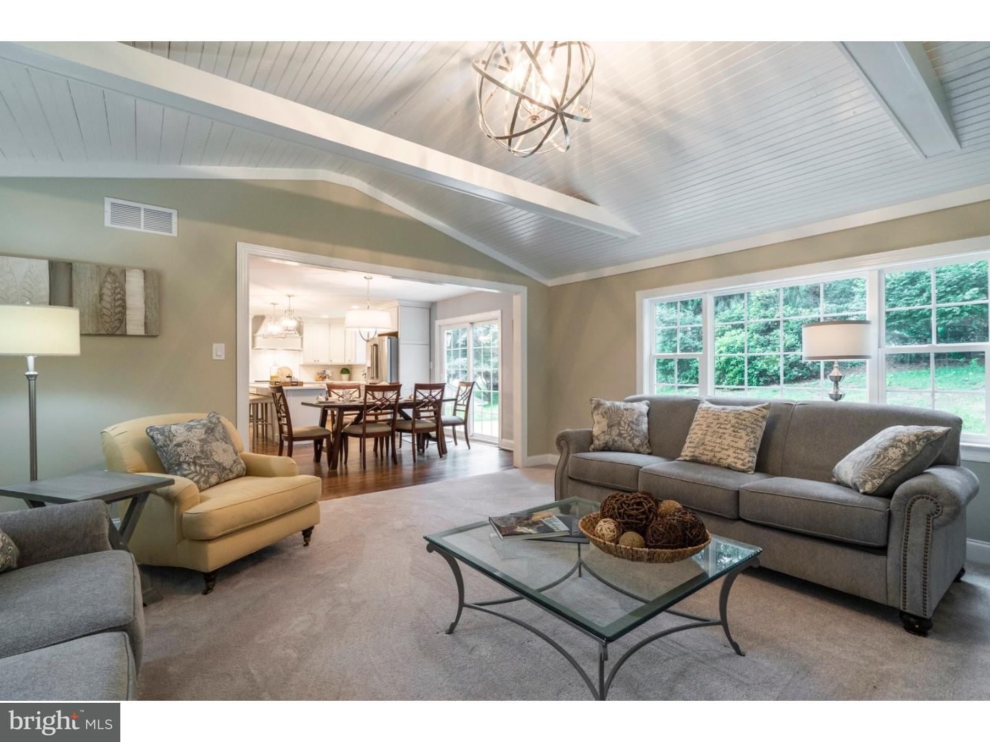 734 Mancill Road Wayne, PA 19087 - Photo 11 of 25 Family Room