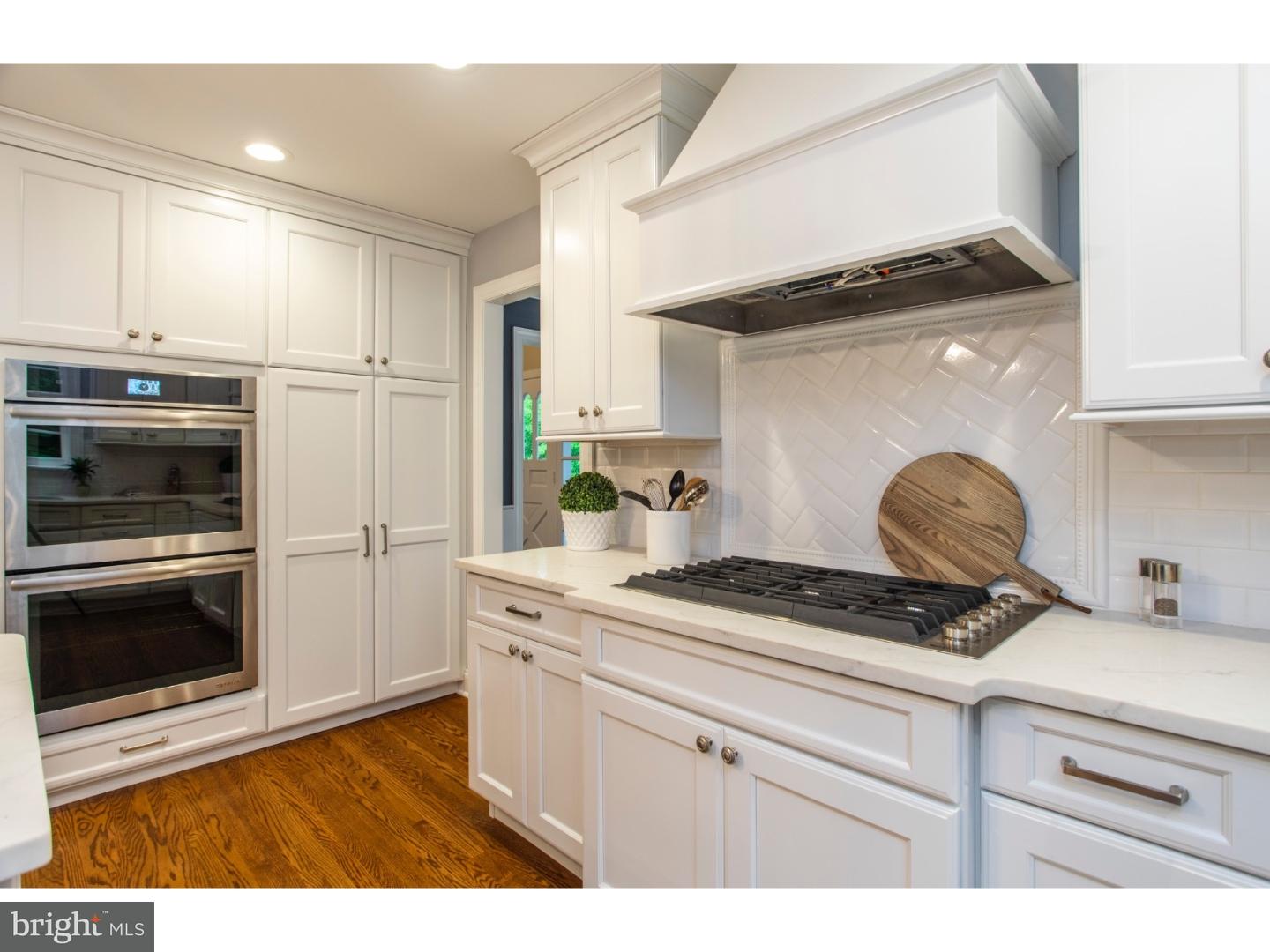 734 Mancill Road Wayne, PA 19087 - Photo 7 of 25 Kitchen