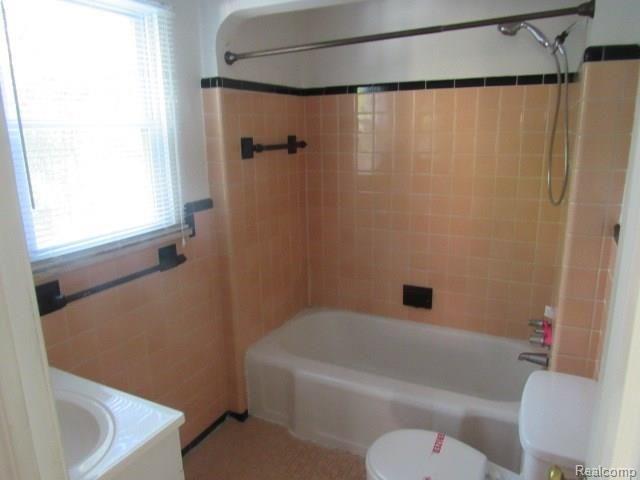 17532 Cornell Road Southfield, MI 48075 - Photo 16 of 20