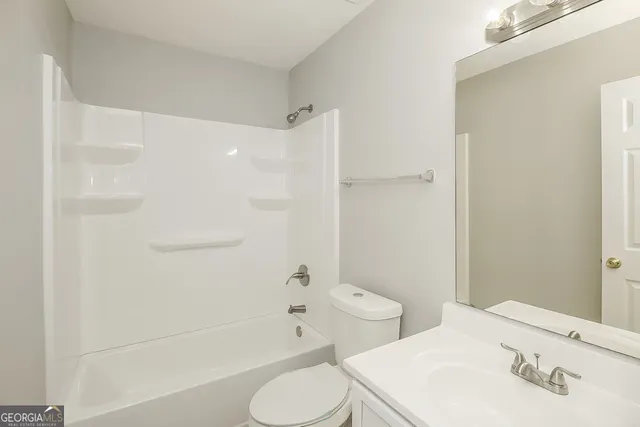 $1,590 | 358 Autumn Lake Drive, McDonough, GA 30253