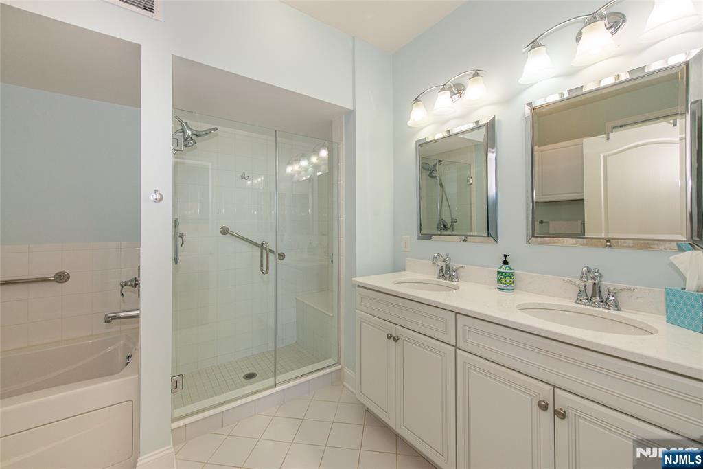 3 Pebble Road, Unit D1 Woodland Park, NJ 07424 - Photo 18 of 50