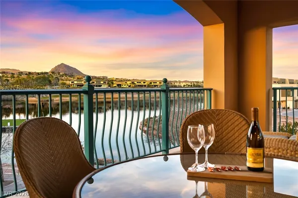 $615,000 | 30 Strada Di Villaggio, Unit 151, Henderson, NV 89011