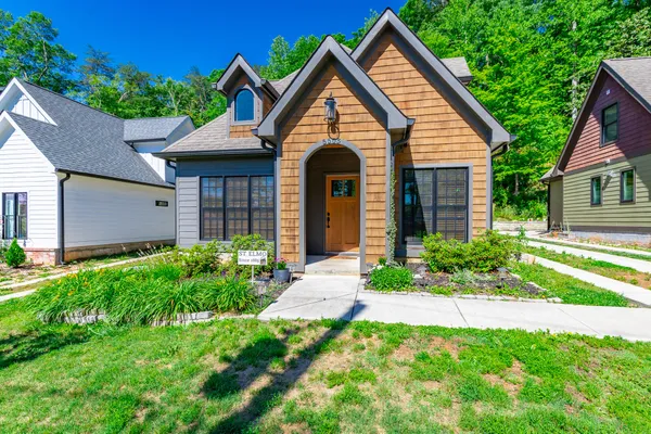 $489,900 | 5505 Alabama Avenue, Chattanooga, TN 37409