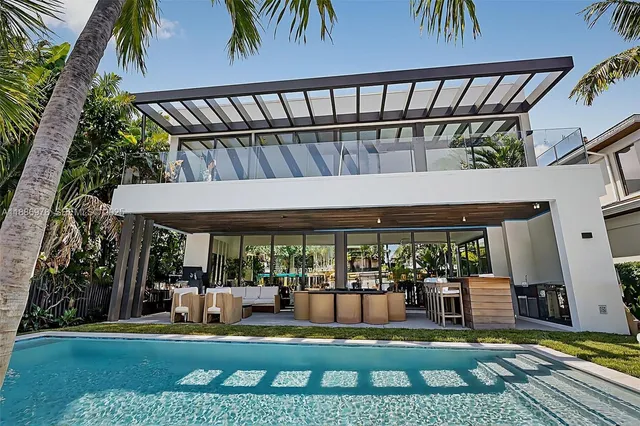 $7,200,000 | 620 Solar Isle Drive, Fort Lauderdale, FL 33301