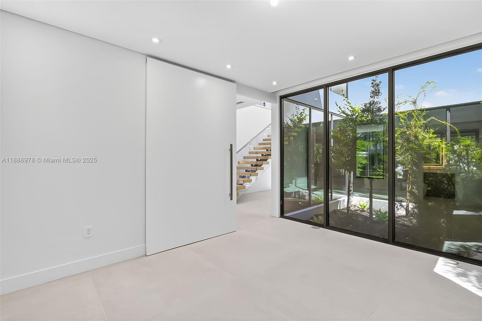 620 Solar Isle Drive Fort Lauderdale, FL 33301 - Photo 20 of 83