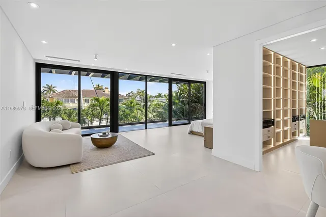 $7,200,000 | 620 Solar Isle Drive, Fort Lauderdale, FL 33301