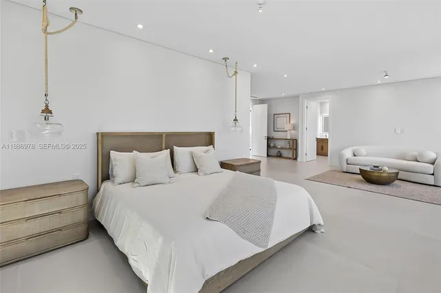 $7,200,000 | 620 Solar Isle Drive, Fort Lauderdale, FL 33301