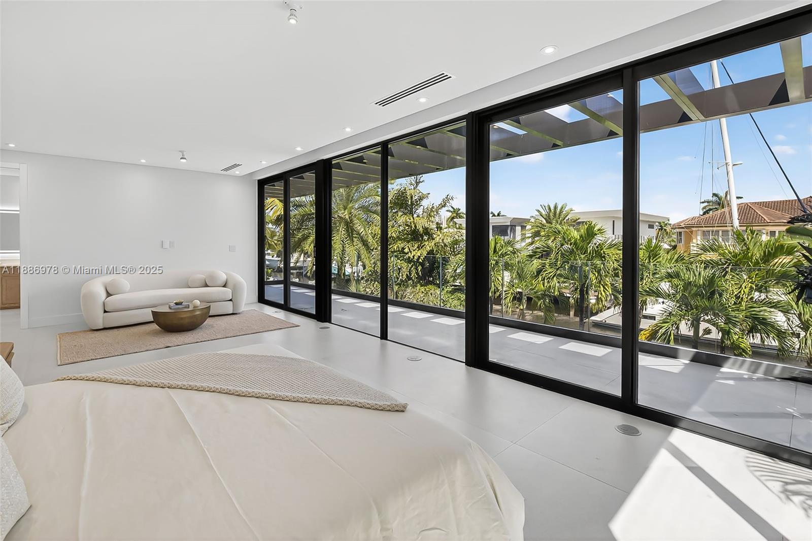 620 Solar Isle Drive Fort Lauderdale, FL 33301 - Photo 44 of 83