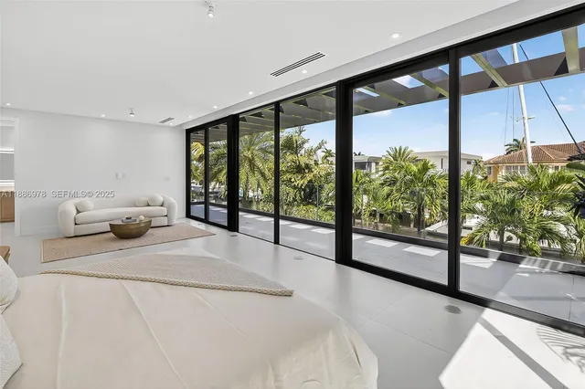 $7,200,000 | 620 Solar Isle Drive, Fort Lauderdale, FL 33301