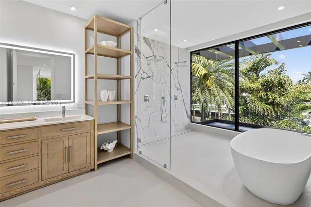 $7,200,000 | 620 Solar Isle Drive, Fort Lauderdale, FL 33301