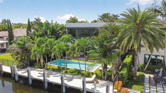 $7,200,000 | 620 Solar Isle Drive, Fort Lauderdale, FL 33301
