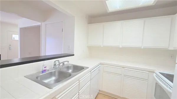 $2,250 | 13104 Glen Court, Unit 7, Chino Hills, CA 91709