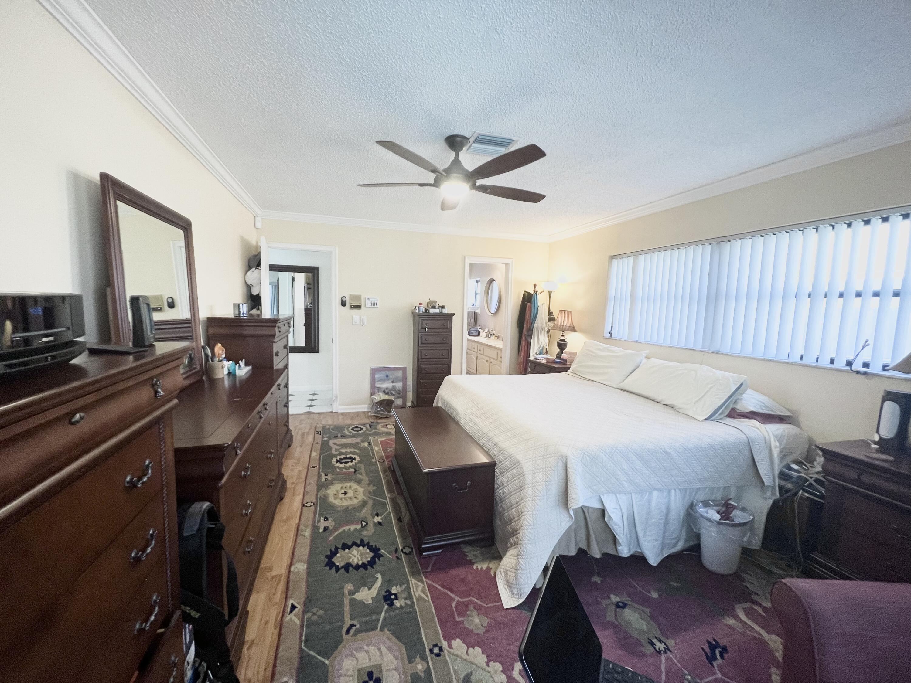 4864 Sugar Pine Drive Boca Raton, FL 33487 - Photo 12 of 22 49C35672-3BED-4D84-9156-A3016E08441E