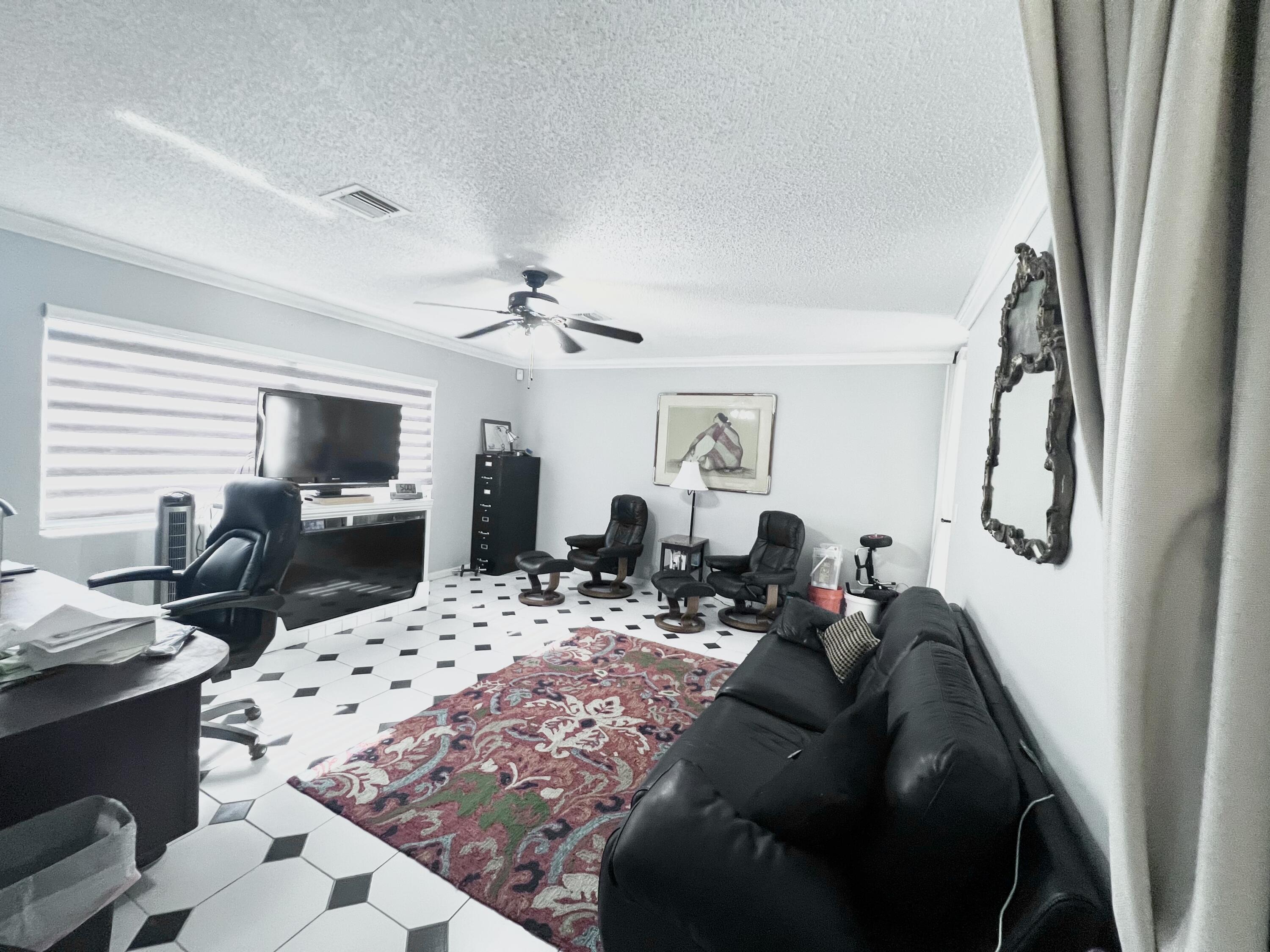 4864 Sugar Pine Drive Boca Raton, FL 33487 - Photo 9 of 22 259C997C-FDE7-4B5E-A969-CFF4A6A15FC7