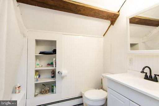 3333 Flickinger Road Westminster, MD 21158 - Photo 28 of 51 3rd Floor Full Bathroom