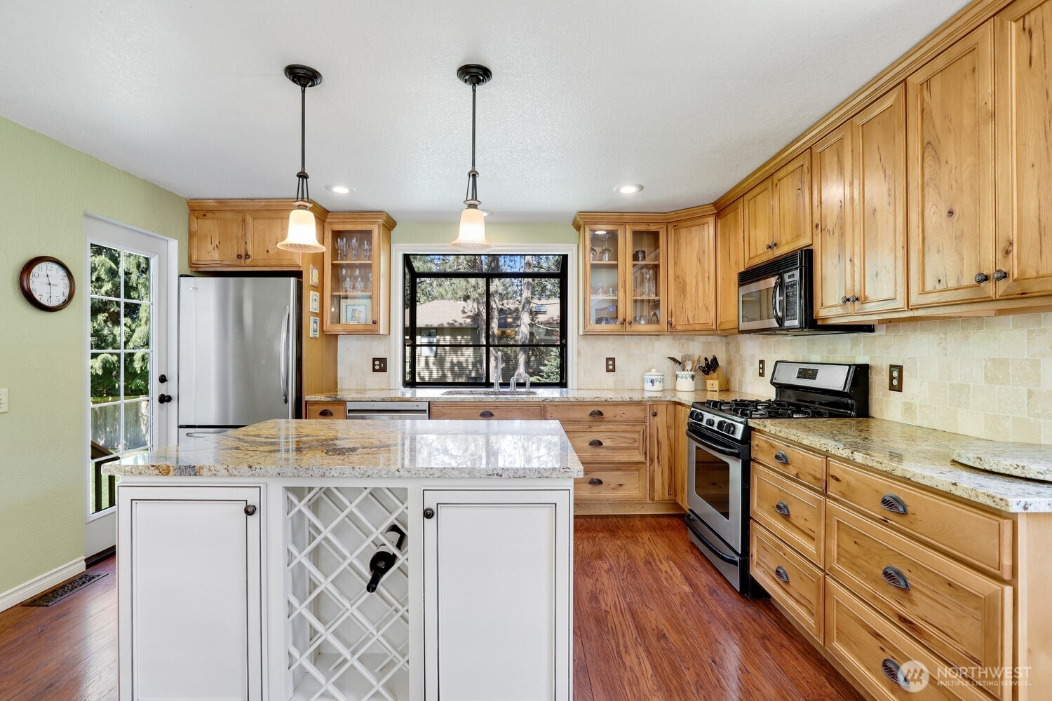 19710 28th Drive Southeast Bothell, WA 98012 - Photo 9 of 39