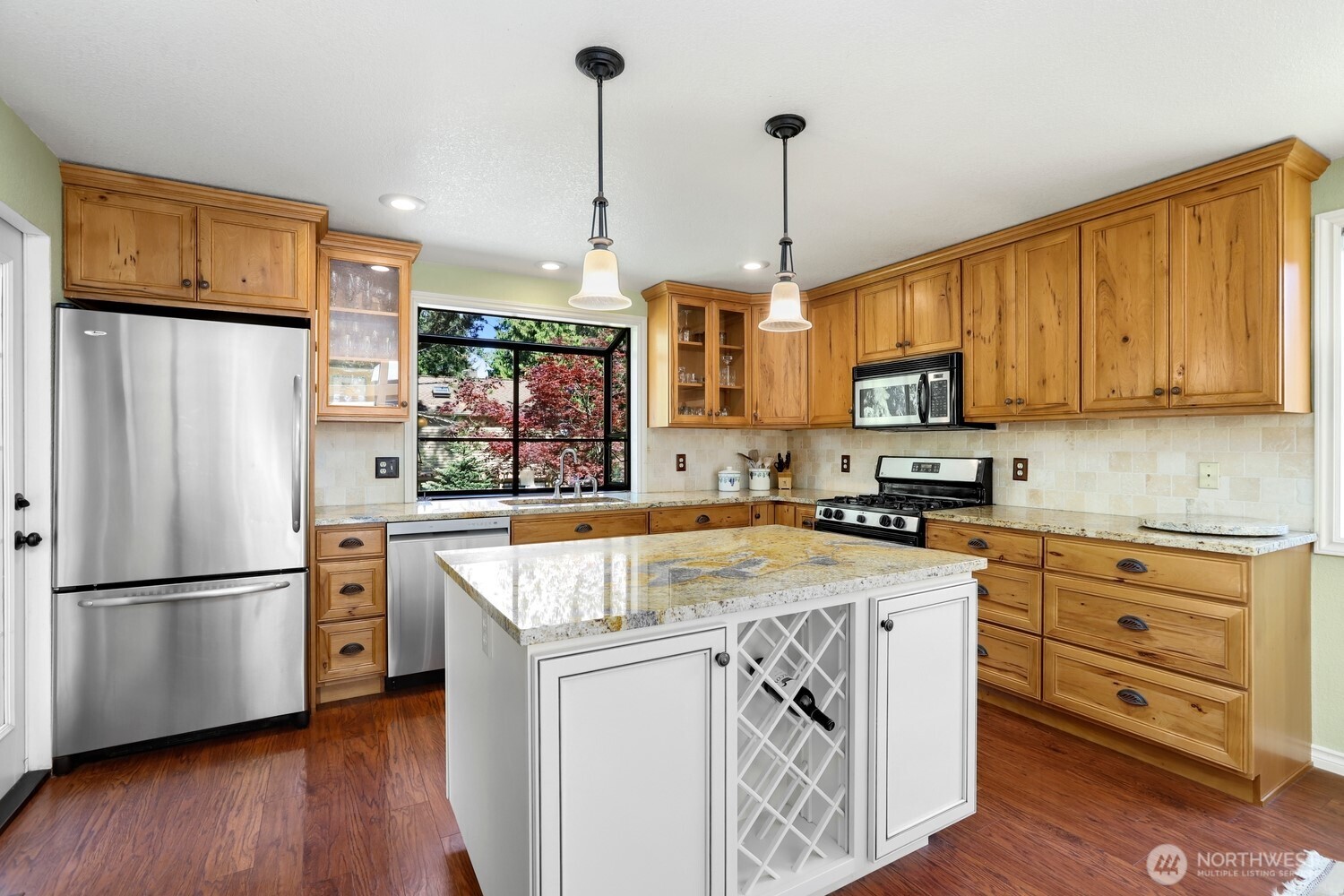 19710 28th Drive Southeast Bothell, WA 98012 - Photo 10 of 39