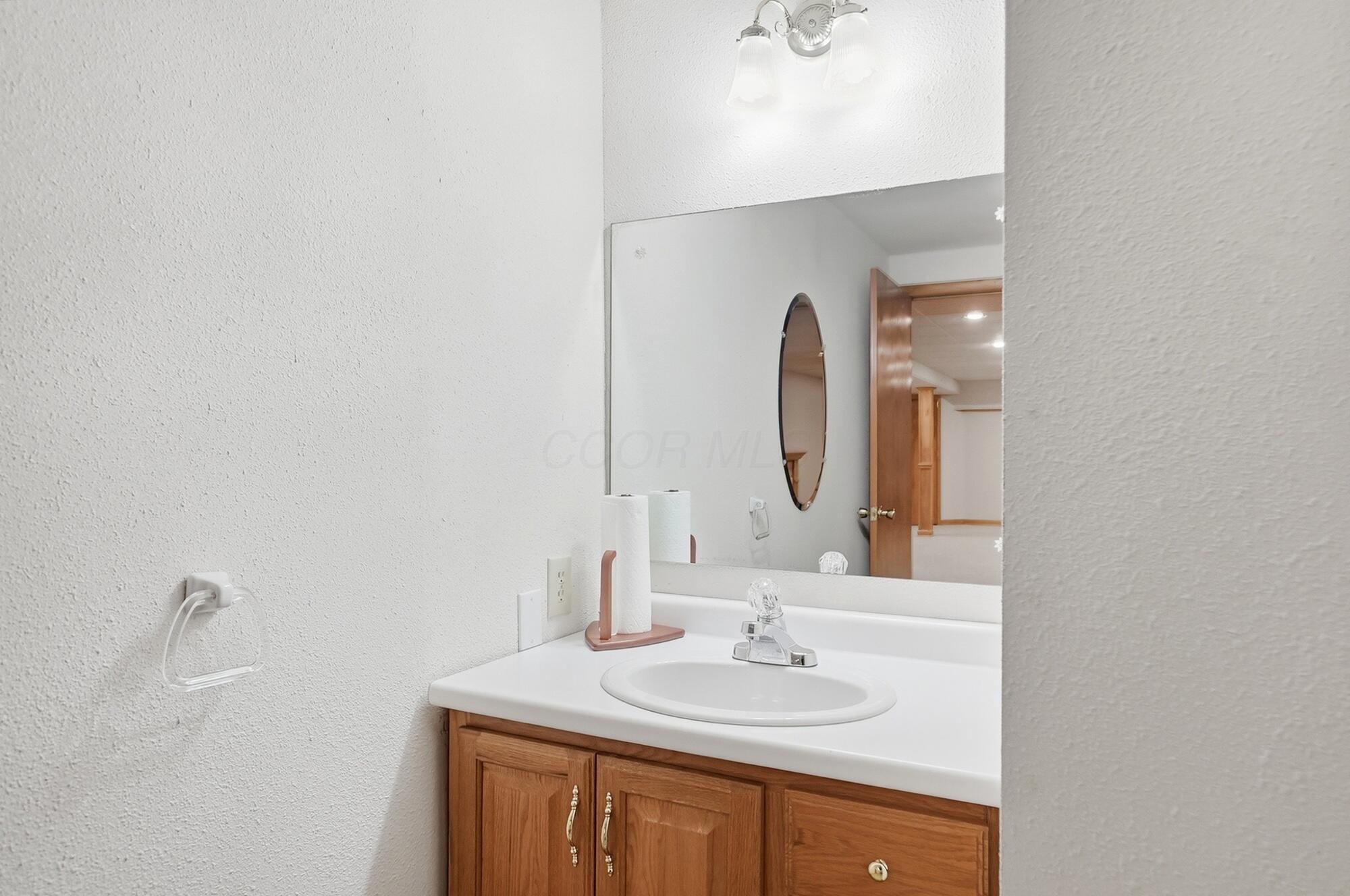 236 Drakewood Road Westerville, OH 43081 - Photo 40 of 55