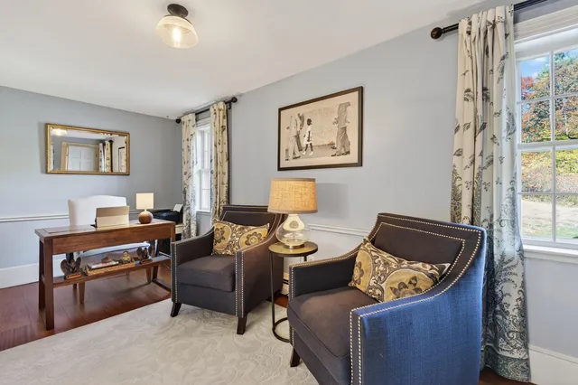 $960,000 | 160 Memorial Highway, North Yarmouth, ME 04097