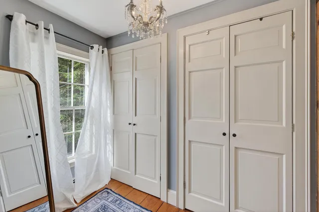 $960,000 | 160 Memorial Highway, North Yarmouth, ME 04097