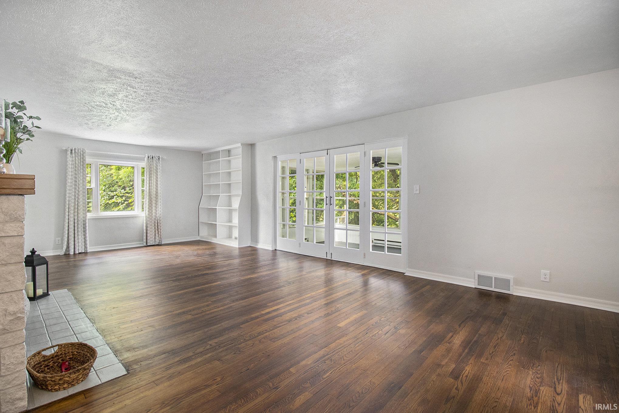 1322 Jackson Road South Bend, IN 46614 - Photo 5 of 34 Gallery Image 5