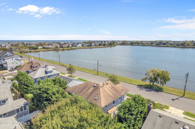 a view of balcony with city view