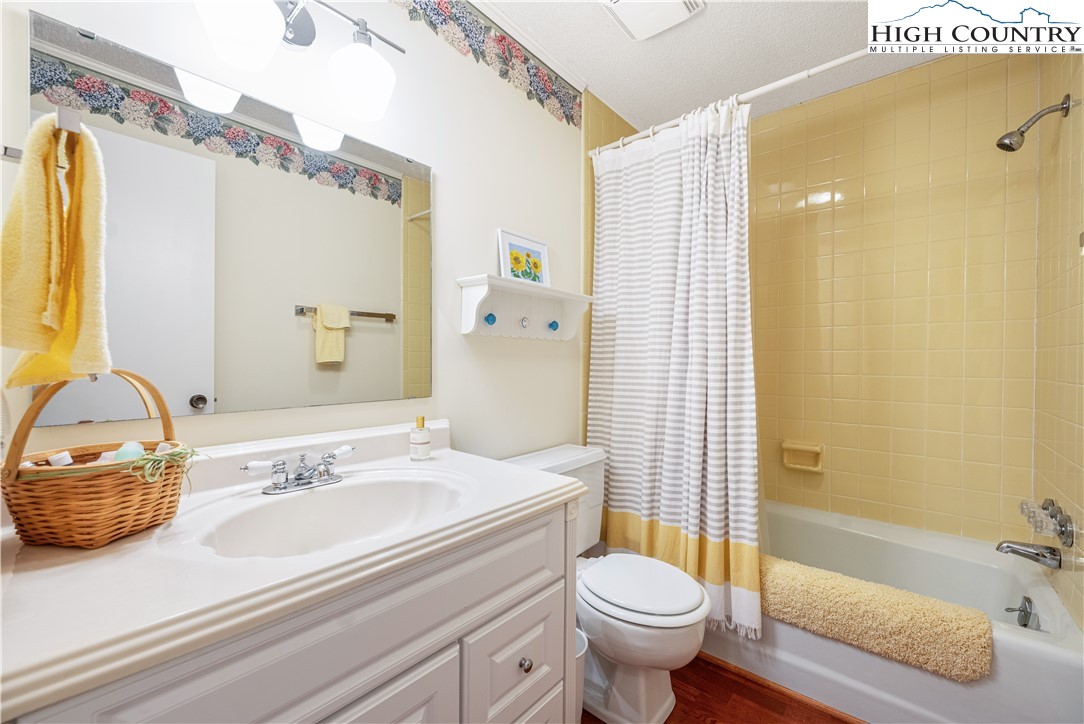 1207 Ridge Road Glade Valley, NC 28627 - Photo 35 of 45 Gallery Image 35