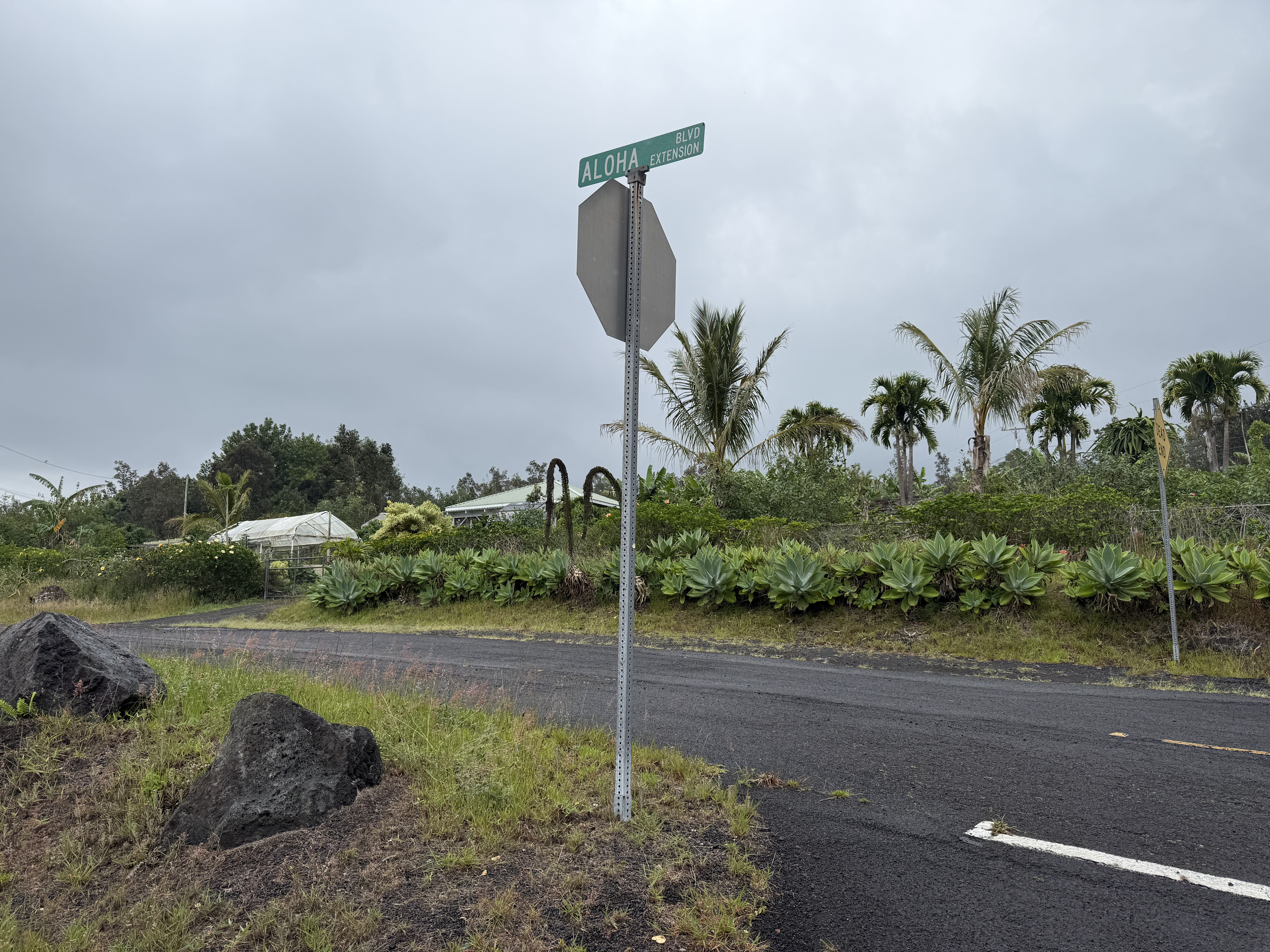 2 Lot Ocean View Ocean View, HI 96704 - Photo 2 of 5 a view of a street