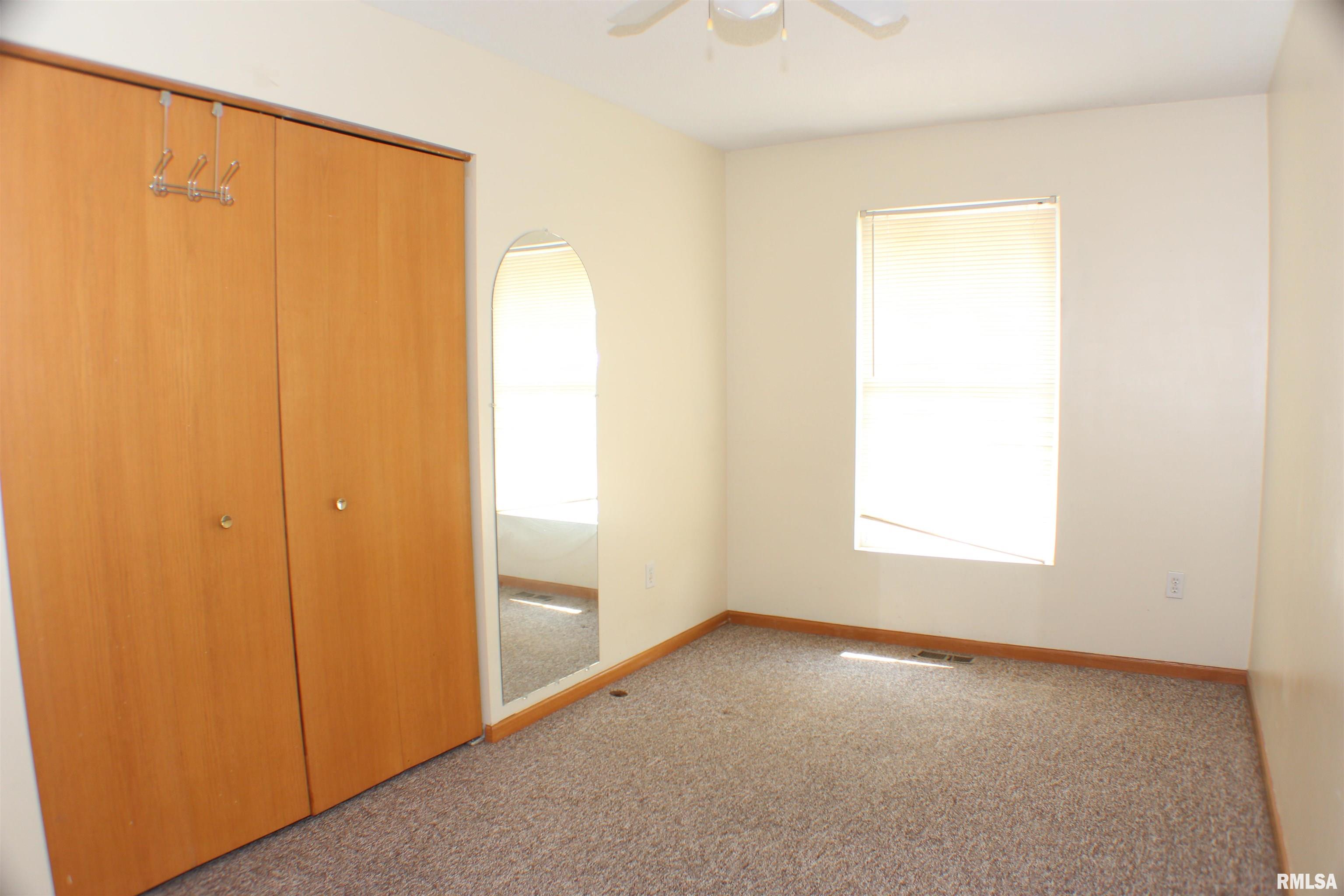 6140 Appomattox Road Davenport, IA 52806 - Photo 12 of 23 Gallery Image 12