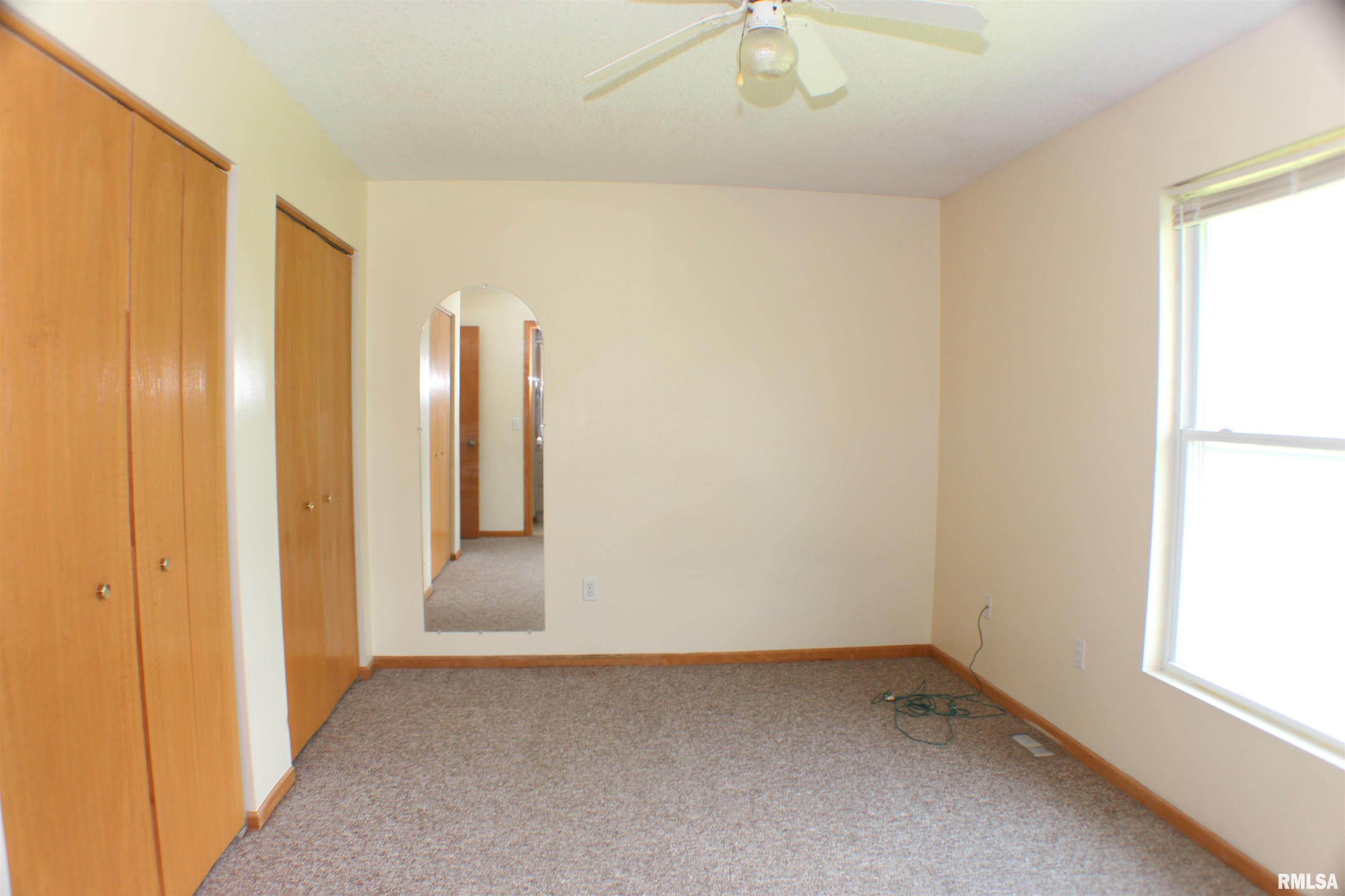 6140 Appomattox Road Davenport, IA 52806 - Photo 13 of 23 Gallery Image 13