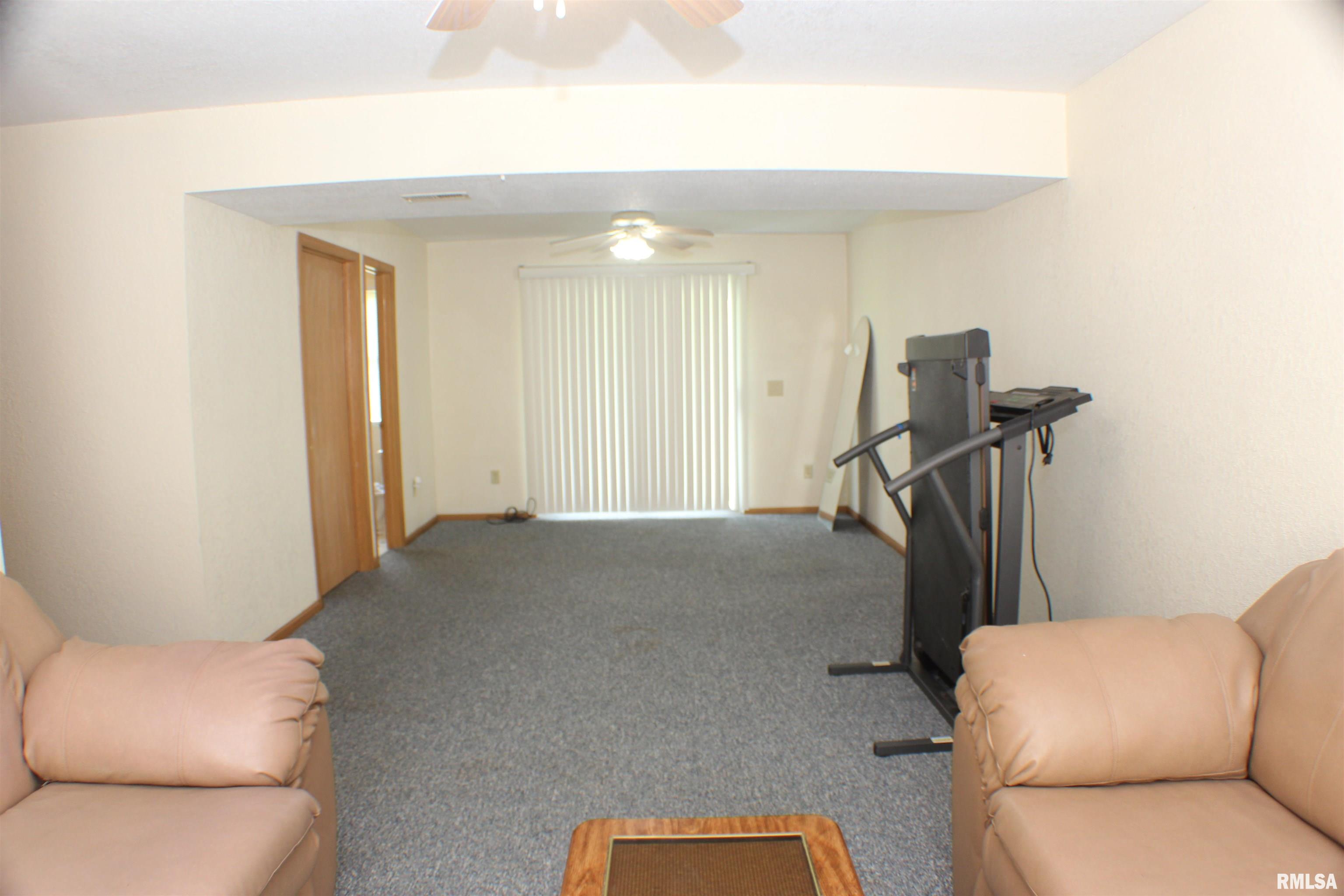 6140 Appomattox Road Davenport, IA 52806 - Photo 18 of 23 Gallery Image 18