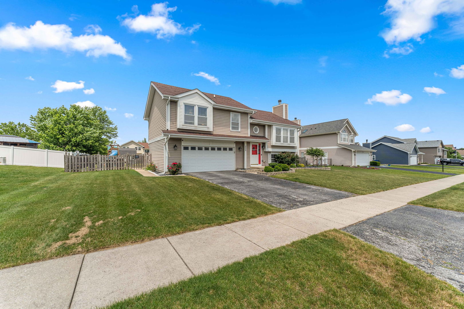8036 Farmhouse Road Frankfort, IL 60423 - Photo 2 of 38