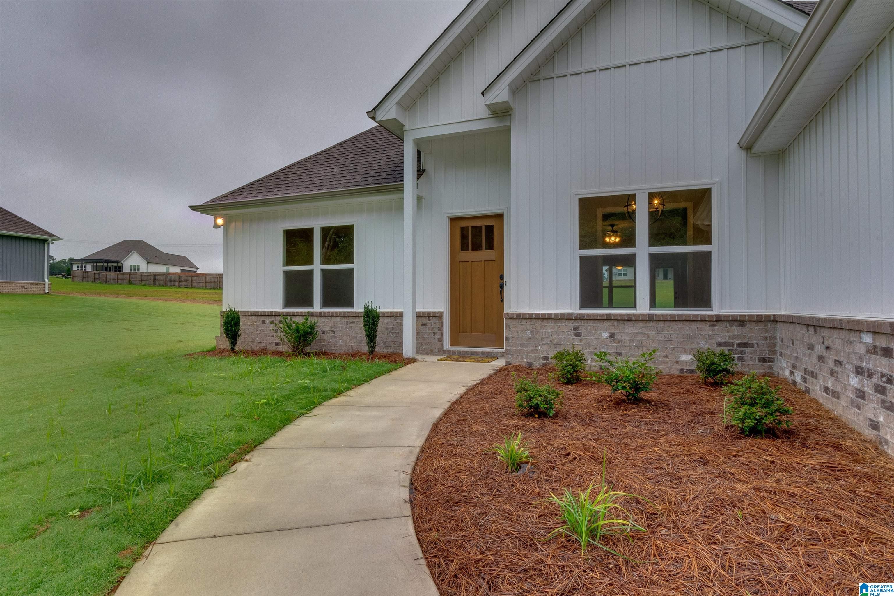 838 New Style Circle Clanton, AL 35045 - Photo 4 of 45