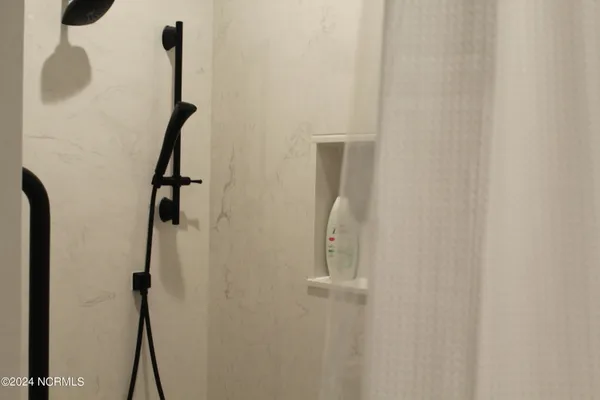 $2,200 | 317 Stone Chimney Road Southwest, Unit 1, Supply, NC 28462