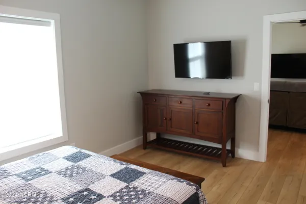 $2,200 | 317 Stone Chimney Road Southwest, Unit 1, Supply, NC 28462