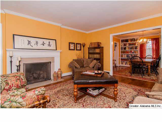 130 Hawthorne Road East Birmingham, AL 35209 - Photo 2 of 32