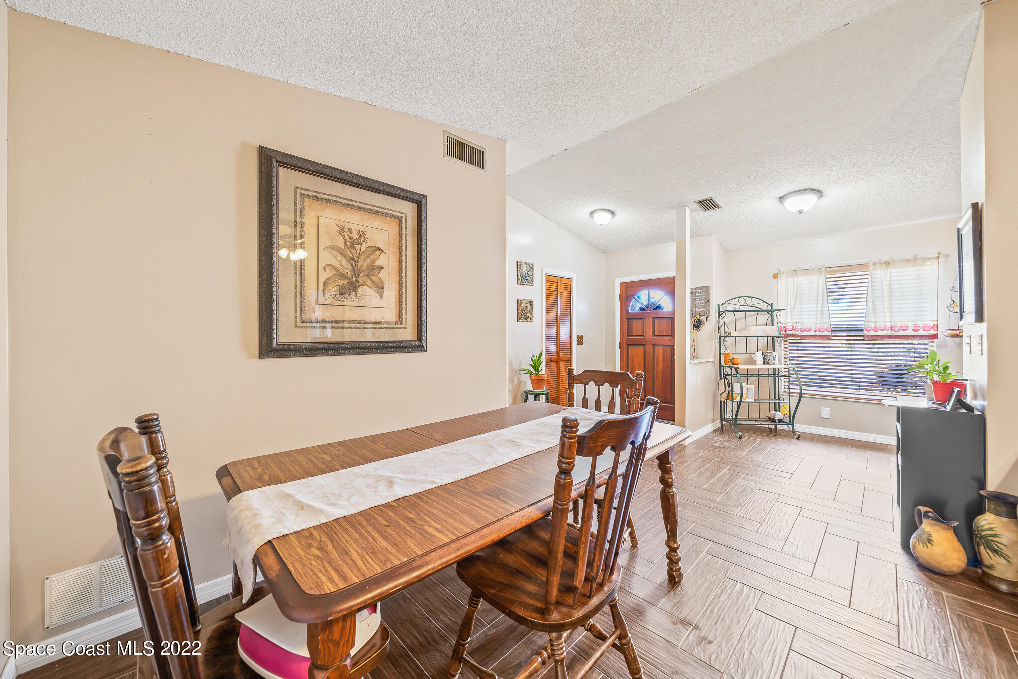 448 Stendal Road Northwest Palm Bay, FL 32907 - Photo 5 of 28 06-untitled-16