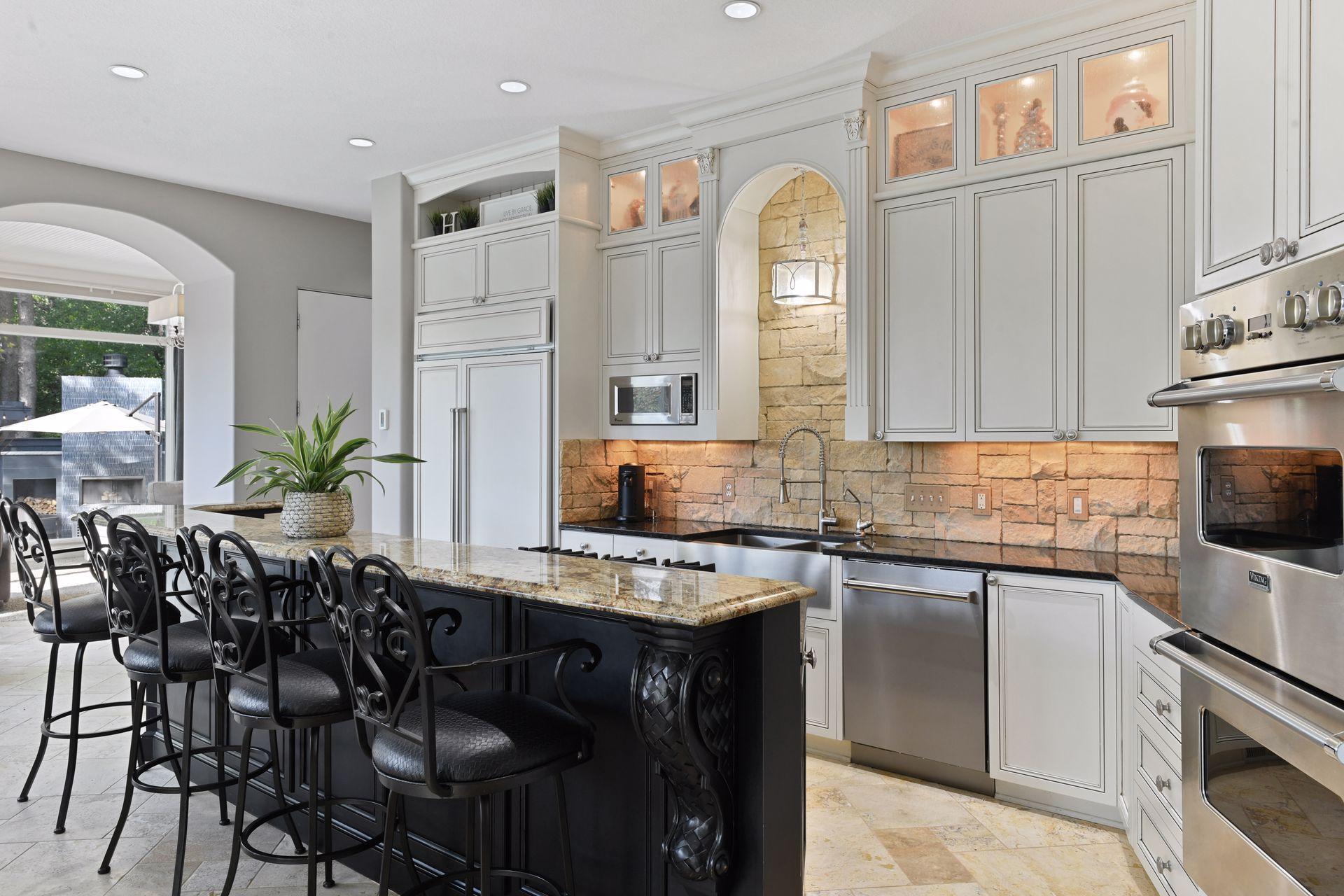 1450 West Farm Road Chanhassen, MN 55318 - Photo 15 of 63 Gallery Image 15