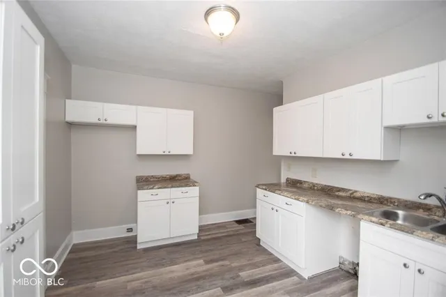 $1,099 | 1543 East Ohio Street, Indianapolis, IN 46201