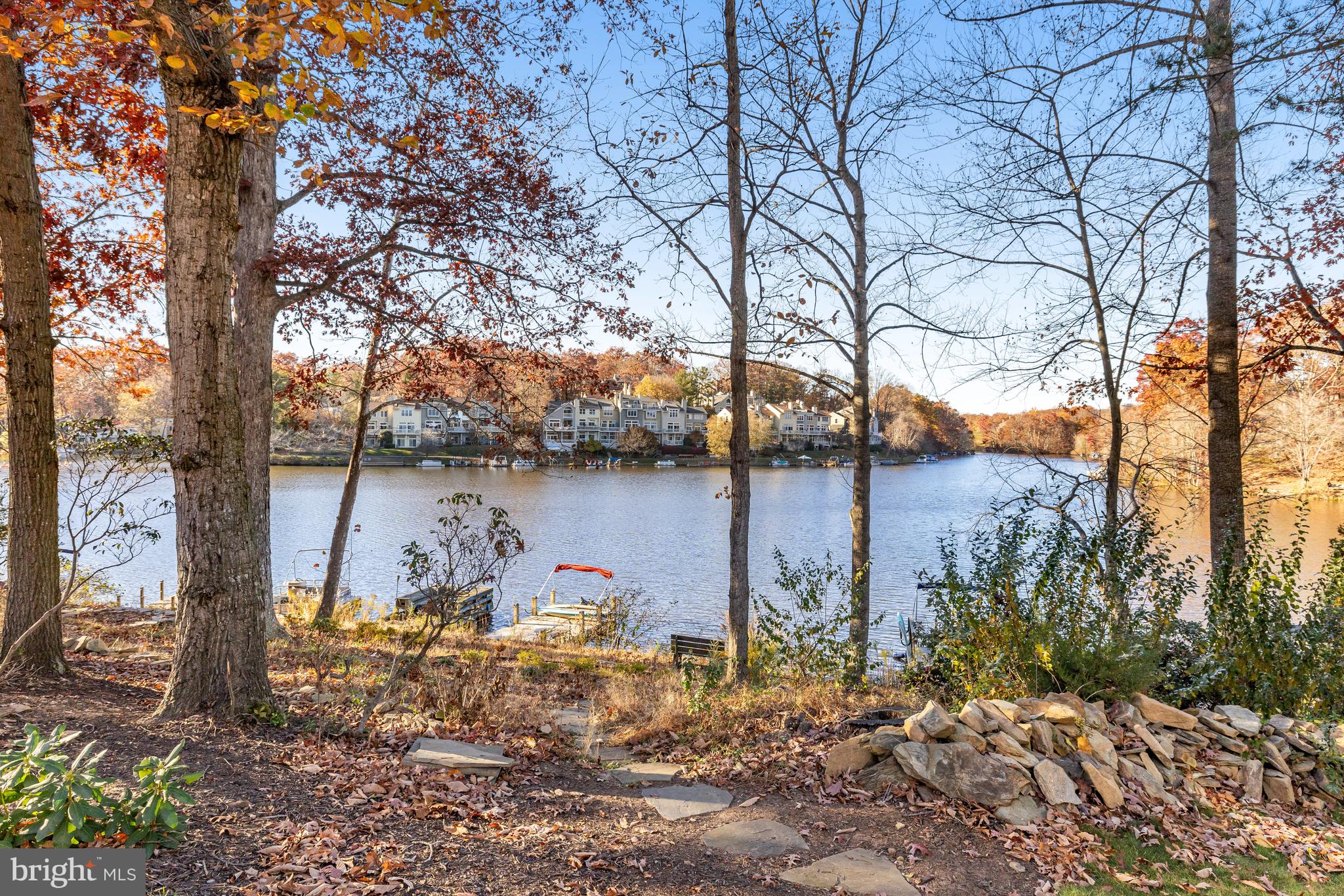 11010 Thrush Ridge Road Reston, VA 20191 - Photo 58 of 87 Steps leading to the lake.