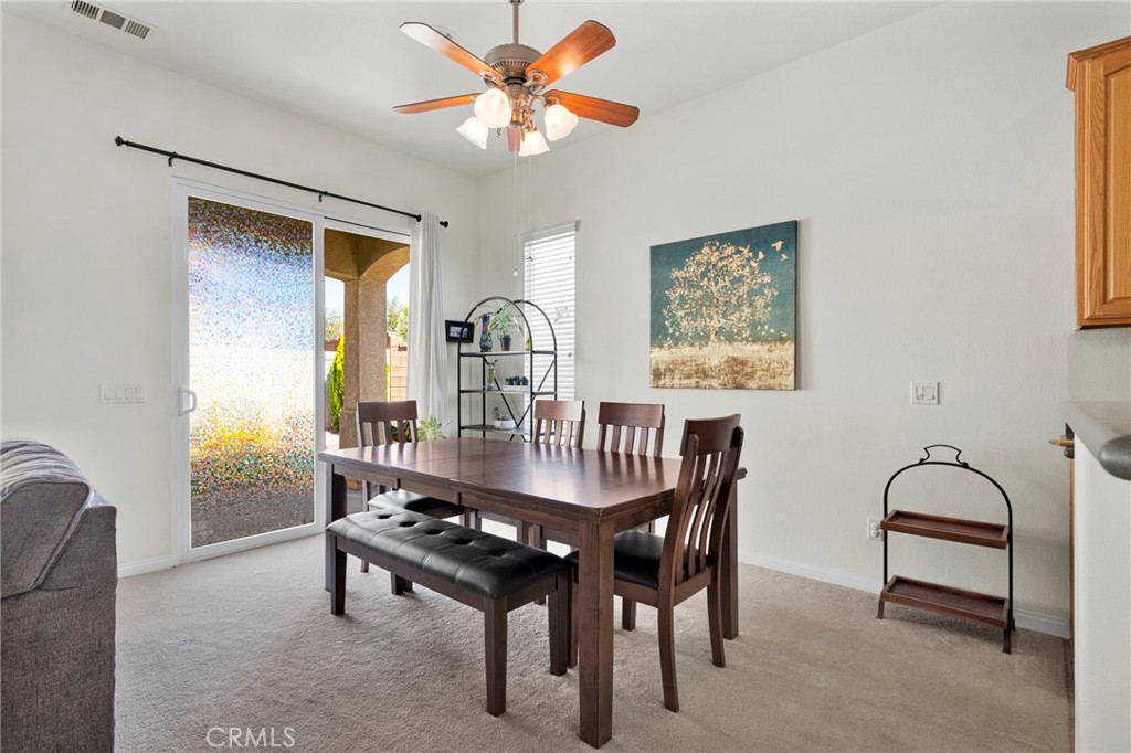 10676 Lanigan Road Apple Valley, CA 92308 - Photo 9 of 37