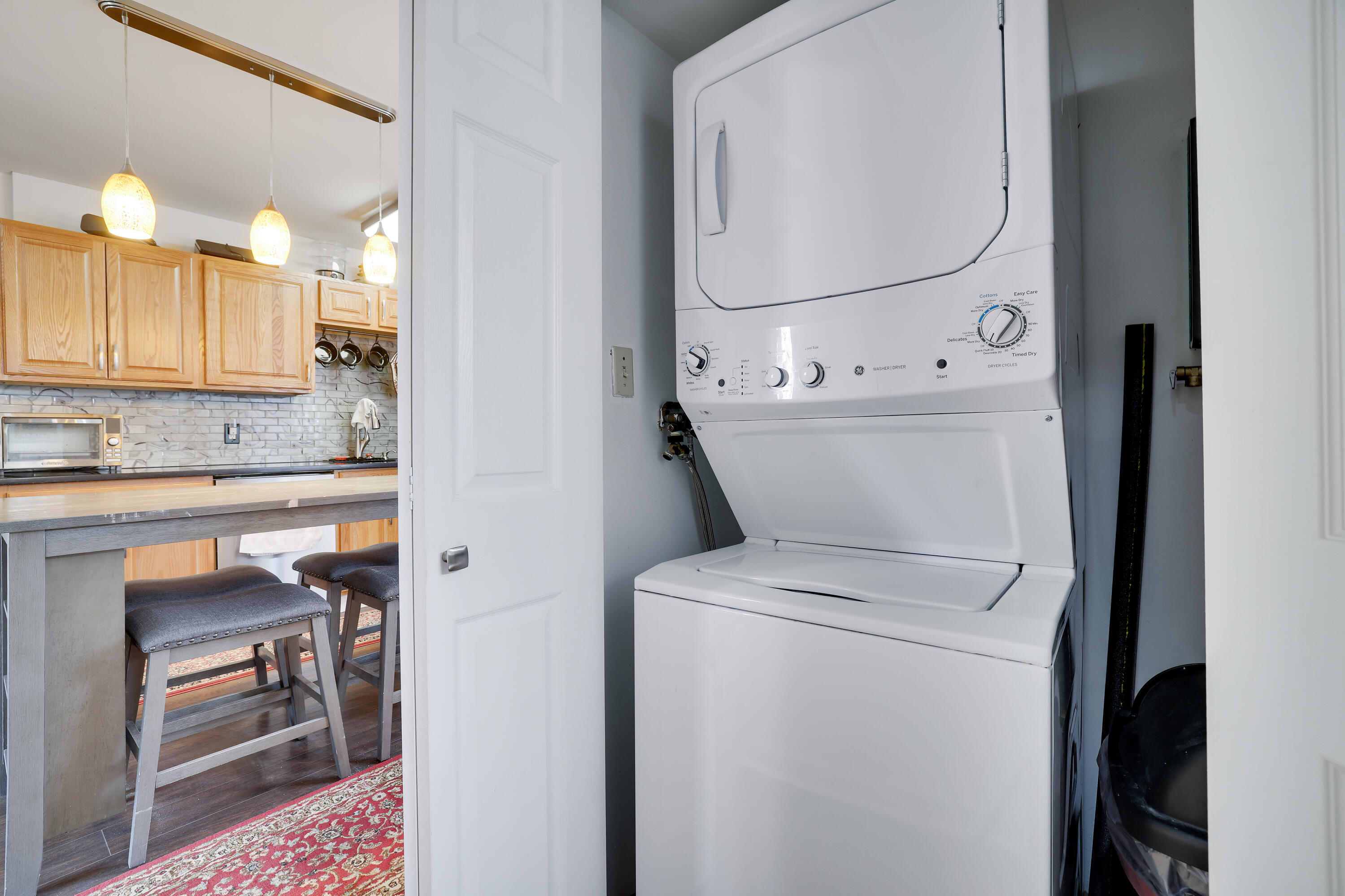 107 Woods Lane Bushkill, PA 18324 - Photo 17 of 34 Washer/Dryer