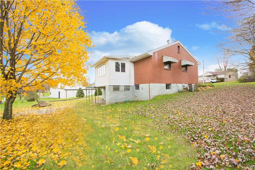 102 Grohman Road Butler, PA 16002 - Photo 4 of 21