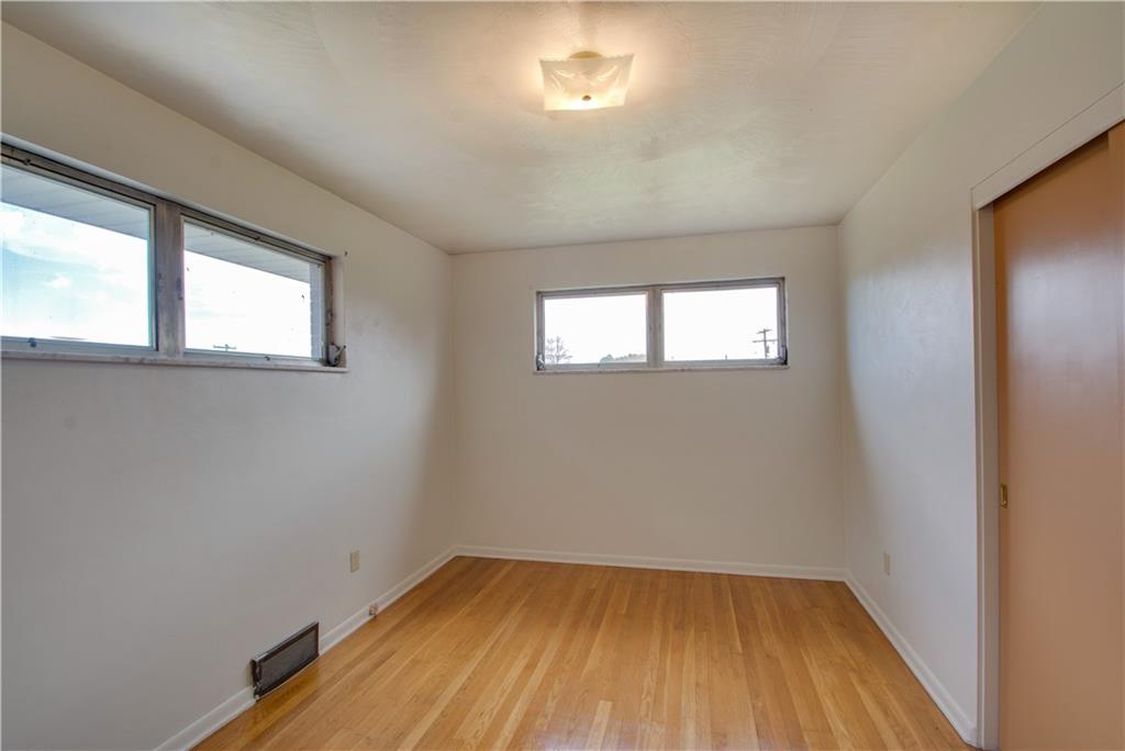 102 Grohman Road Butler, PA 16002 - Photo 7 of 21