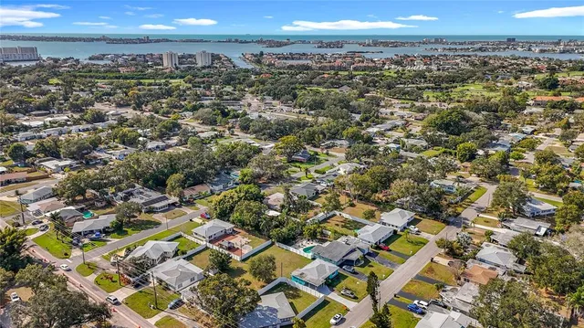 $2,600 | 5810 Tangerine Avenue South, Gulfport, FL 33707